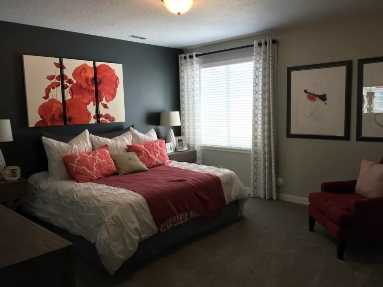 Basement Bedroom with a nice painting