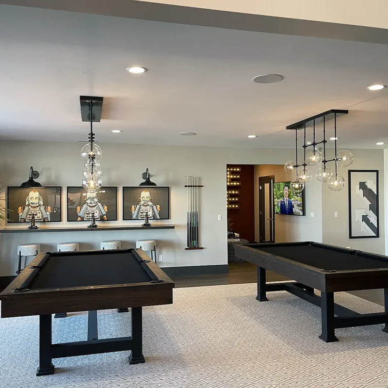 Utah Basement Finishing- very well decorated basement family room