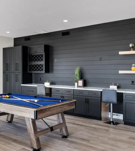 Utah Basement Finishing- game room and wet bar